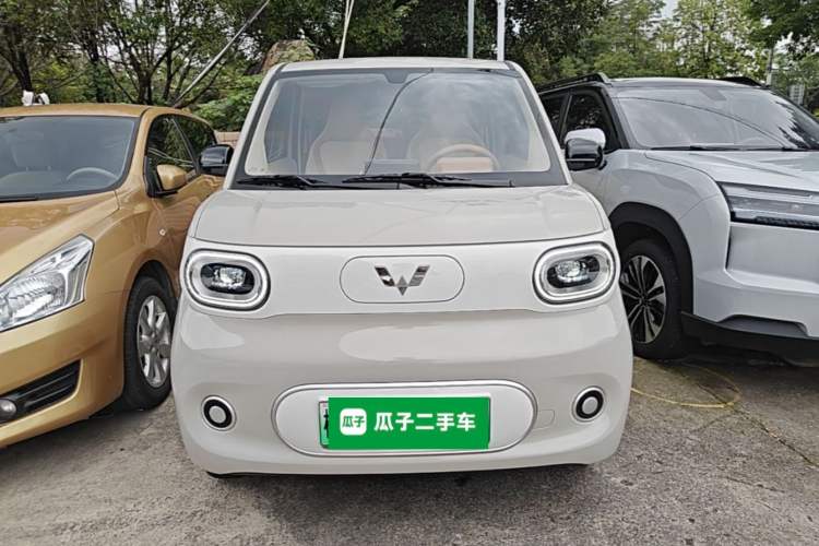 Used Wuling Hongguang MINIEV 2024 3rd Generation 215km Youth Edition Front