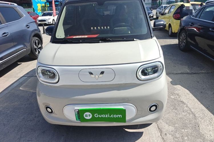 Used Wuling Hongguang MINIEV 2024 3rd Generation 215km Youth Edition Front