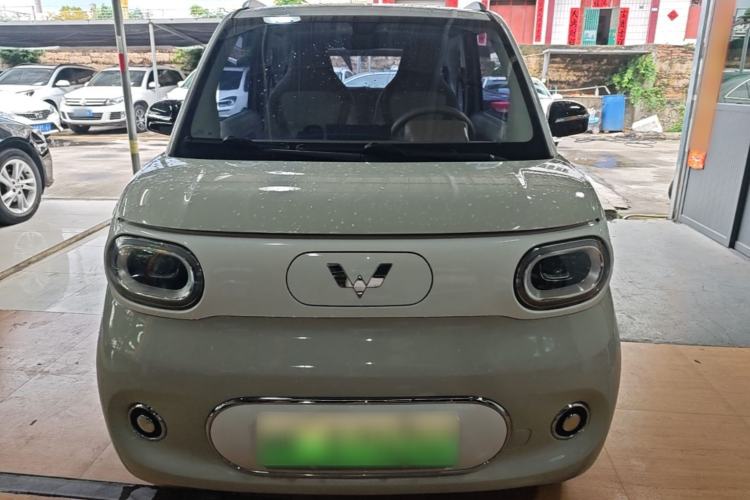Used Wuling Hongguang MINIEV 2024 3rd Generation 215km Advanced Version Front