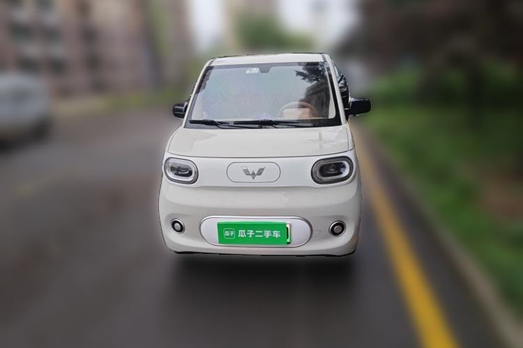 Used Wuling Hongguang MINIEV 2024 3rd Generation 215km Youth Edition Front