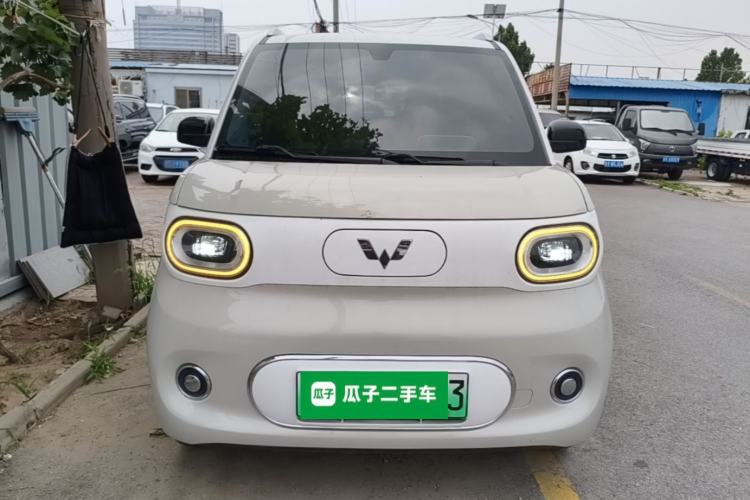 Used Wuling Hongguang MINIEV 2024 3rd Generation 215km Advanced Version Front