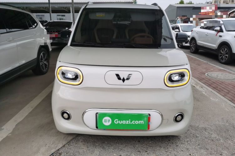 Used Wuling Hongguang MINIEV 2024 3rd Generation 215km Advanced Version Front