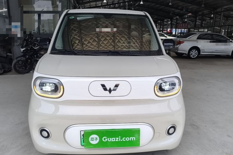 Used Wuling Hongguang MINIEV 2024 3rd Generation 215km Youth Edition Front