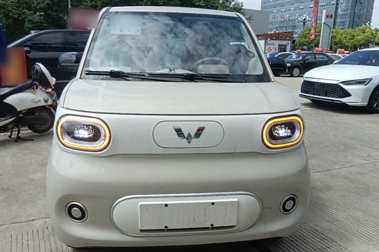Used Wuling Hongguang MINIEV 2024 3rd Generation 215km Youth Edition Front