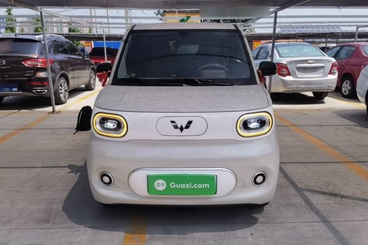 Used Wuling Hongguang MINIEV 2024 3rd Generation 215km Youth Edition Front