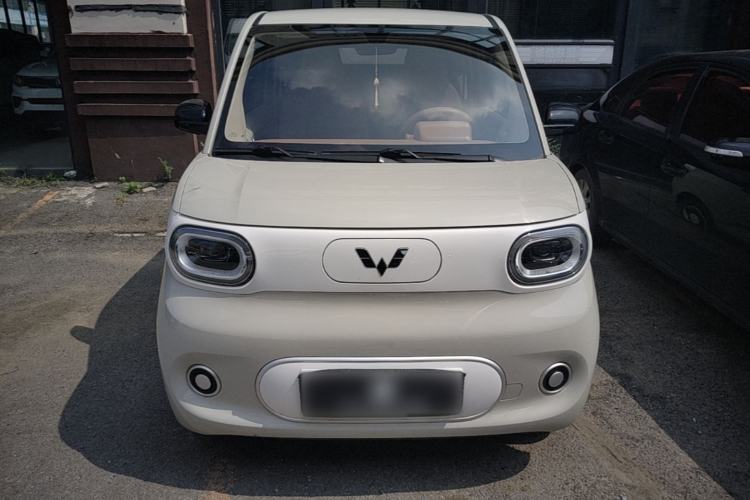 Used Wuling Hongguang MINIEV 2024 3rd Generation 215km Youth Edition Front