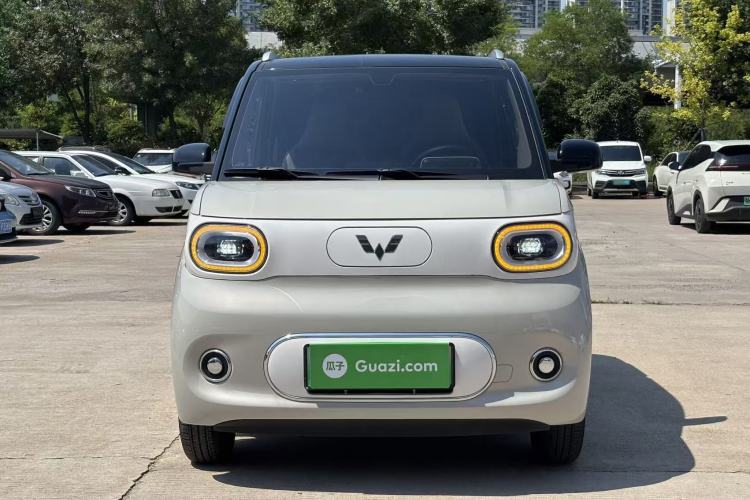 Used Wuling Hongguang MINIEV 2024 3rd Generation 215km Advanced Version Front