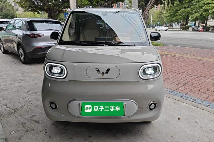 Used Wuling Hongguang MINIEV 2024 3rd Generation 215km Youth Edition Front