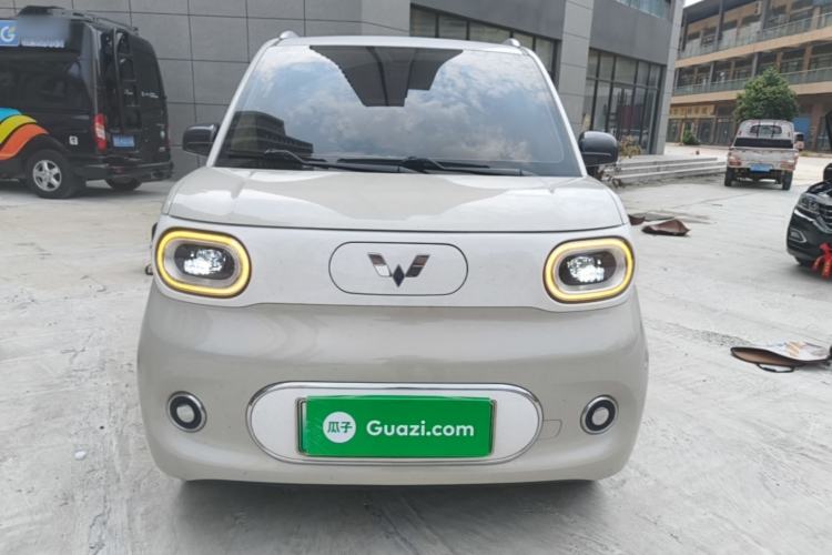 Used Wuling Hongguang MINIEV 2024 3rd Generation 215km Advanced Version Front