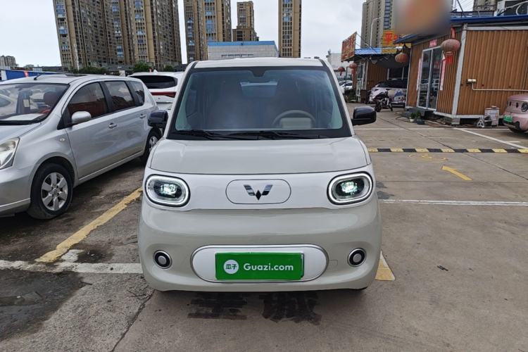 Used Wuling Hongguang MINIEV 2024 3rd Generation 215km Youth Edition Front