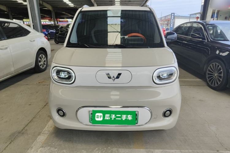 Used Wuling Hongguang MINIEV 2024 3rd Generation 215km Advanced Version Front