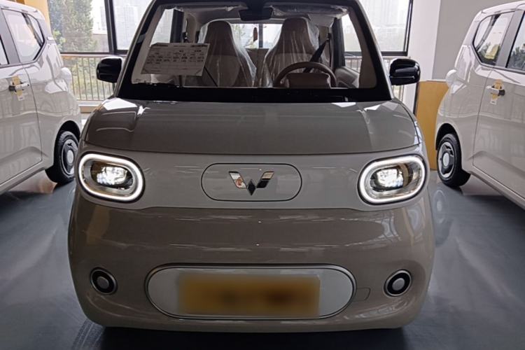 Used Wuling Hongguang MINIEV 2024 3rd Generation 215km Youth Edition Front