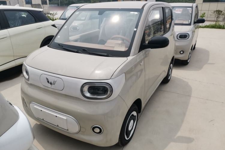Used Wuling Hongguang MINIEV 2024 3rd Generation 215km Youth Edition Front