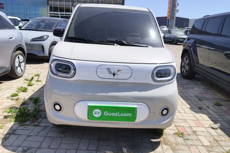 Used Wuling Hongguang MINIEV 2024 3rd Generation 215km Youth Edition Front