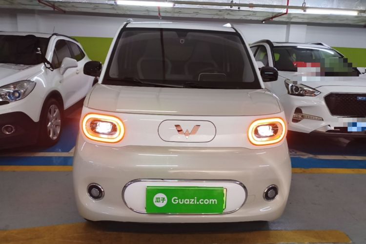 Used Wuling Hongguang MINIEV 2024 3rd Generation 215km Advanced Version Front