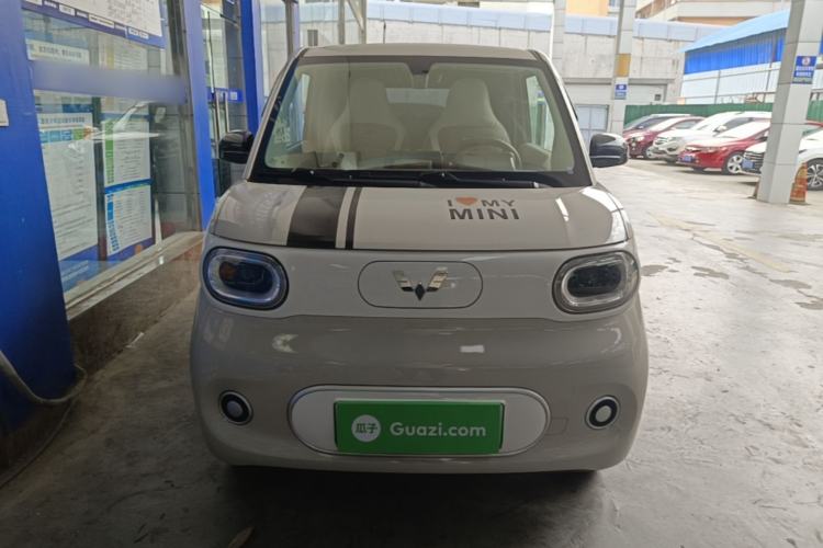 Used Wuling Hongguang MINIEV 2024 3rd Generation 215km Youth Edition Front