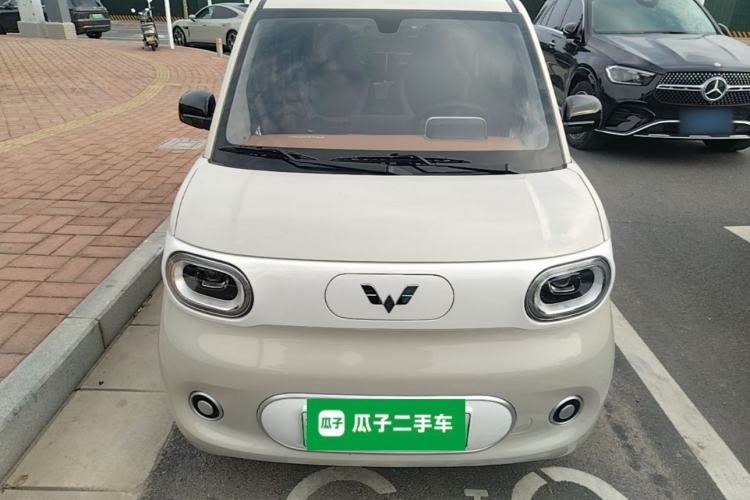 Used Wuling Hongguang MINIEV 2024 3rd Generation 215km Youth Edition Front
