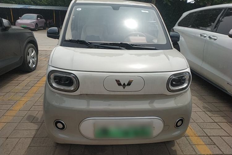Used Wuling Hongguang MINIEV 2024 3rd Generation 215km Youth Edition Front