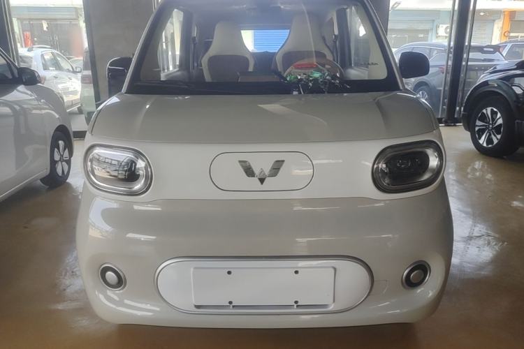 Used Wuling Hongguang MINIEV 2024 3rd Generation 215km Youth Edition Front