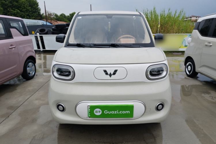 Used Wuling Hongguang MINIEV 2024 3rd Generation 215km Youth Edition Front