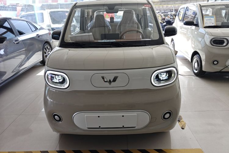Used Wuling Hongguang MINIEV 2024 3rd Generation 215km Youth Edition Front