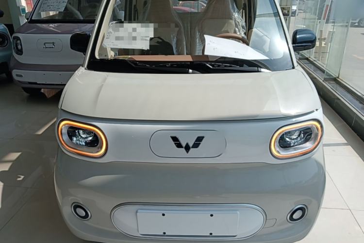 Used Wuling Hongguang MINIEV 2024 3rd Generation 215km Youth Edition Front