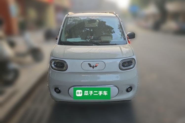 Used Wuling Hongguang MINIEV 2024 3rd Generation 215km Advanced Version Front