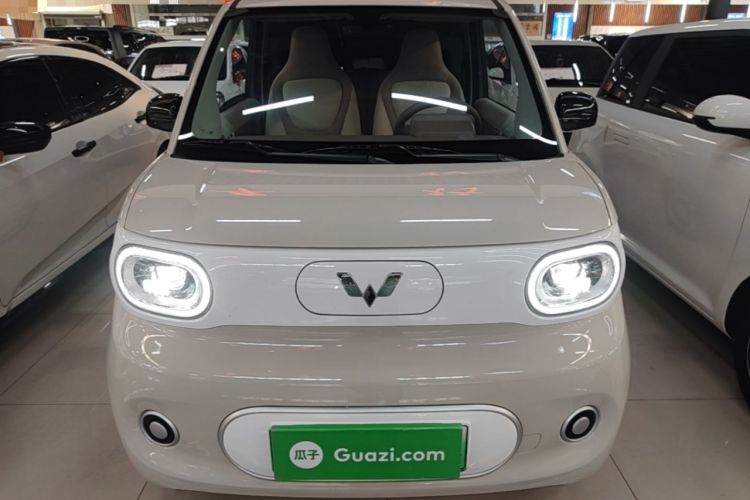 Used Wuling Hongguang MINIEV 2024 3rd Generation 215km Youth Edition Front