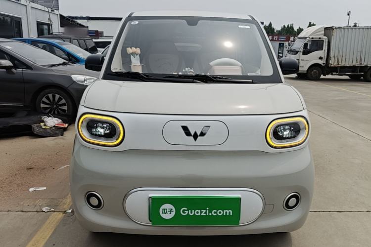 Used Wuling Hongguang MINIEV 2024 3rd Generation 215km Youth Edition Front