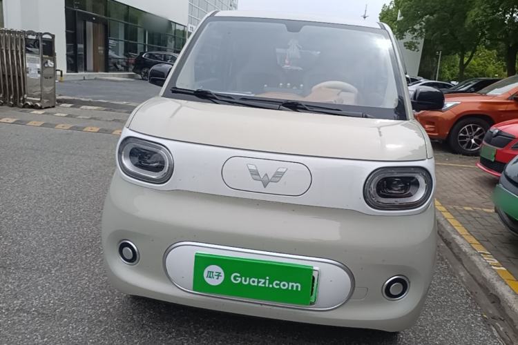 Used Wuling Hongguang MINIEV 2024 3rd Generation 215km Youth Edition Front