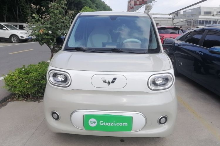Used Wuling Hongguang MINIEV 2024 3rd Generation 215km Youth Edition Front
