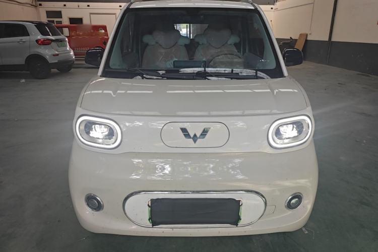 Used Wuling Hongguang MINIEV 2024 3rd Generation 215km Advanced Version Front