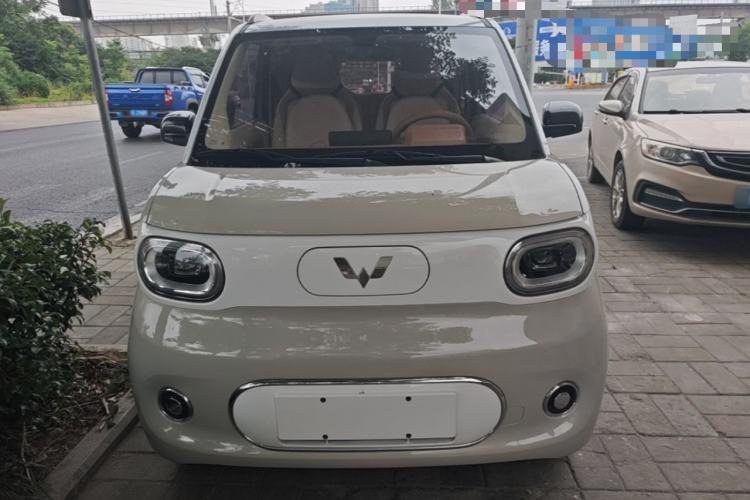 Used Wuling Hongguang MINIEV 2024 3rd Generation 215km Advanced Version Front
