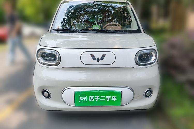 Used Wuling Hongguang MINIEV 2024 3rd Generation 215km Youth Edition Front