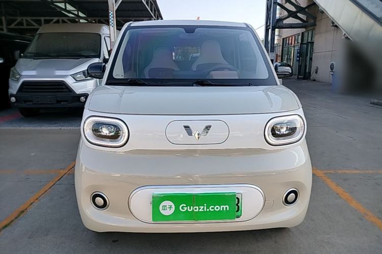 Used Wuling Hongguang MINIEV 2024 3rd Generation 215km Youth Edition Front