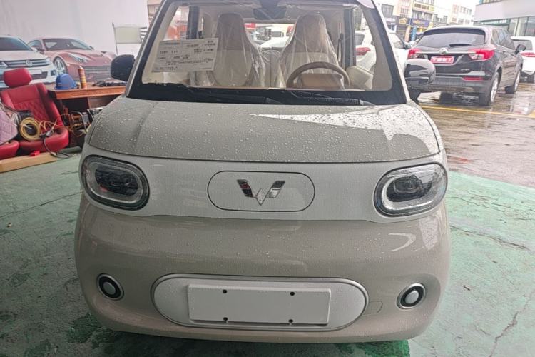 Used Wuling Hongguang MINIEV 2024 3rd Generation 215km Youth Edition Front