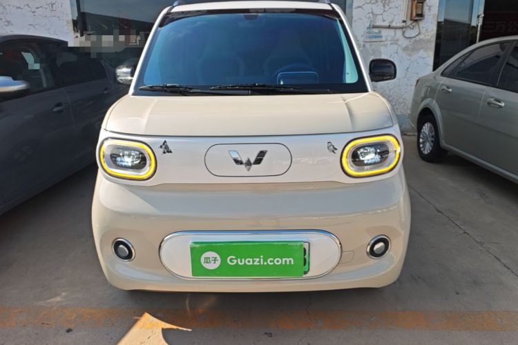 Used Wuling Hongguang MINIEV 2024 3rd Generation 215km Advanced Version Front