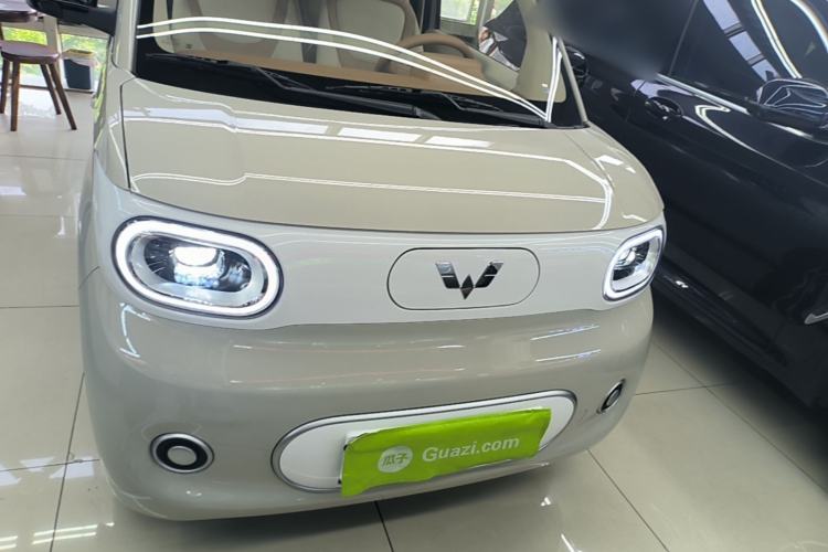Used Wuling Hongguang MINIEV 2024 3rd Generation 215km Youth Edition Front