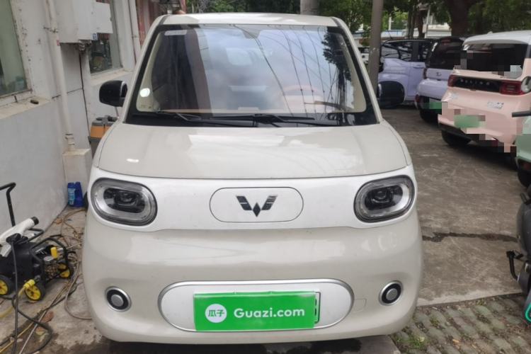 Used Wuling Hongguang MINIEV 2024 3rd Generation 215km Youth Edition Front