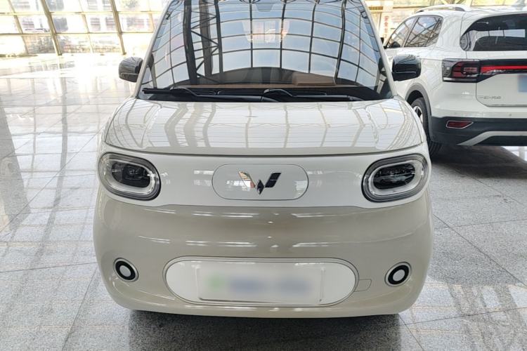 Used Wuling Hongguang MINIEV 2024 3rd Generation 215km Youth Edition Front