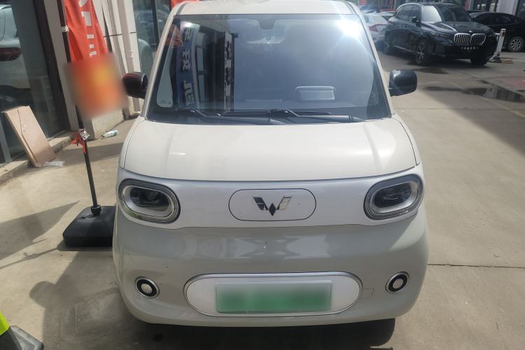 Used Wuling Hongguang MINIEV 2024 3rd Generation 215km Youth Edition Front