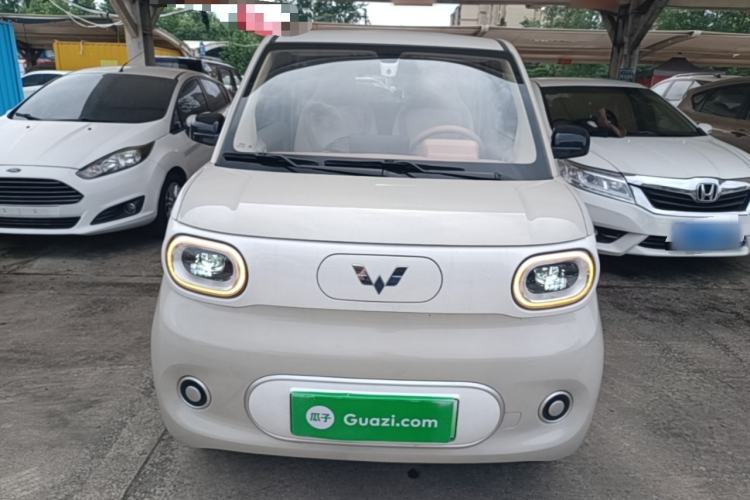Used Wuling Hongguang MINIEV 2024 3rd Generation 215km Youth Edition Front