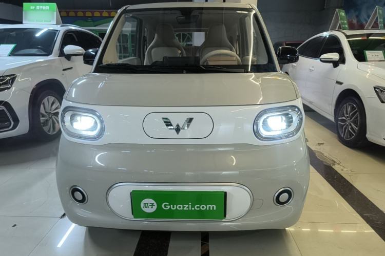 Used Wuling Hongguang MINIEV 2024 3rd Generation 215km Youth Edition Front