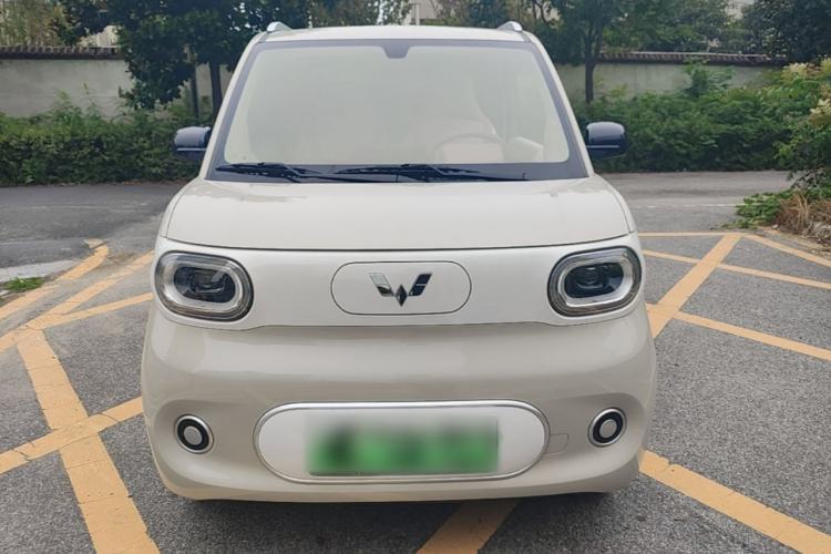Used Wuling Hongguang MINIEV 2024 3rd Generation 215km Youth Edition Front