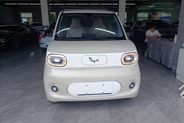 Used Wuling Hongguang MINIEV 2024 3rd Generation 215km Youth Edition Front