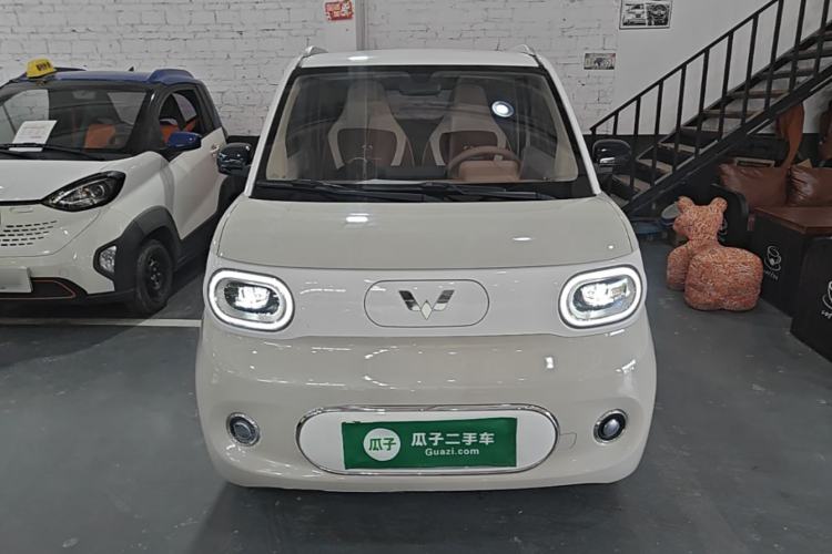 Used Wuling Hongguang MINIEV 2024 3rd Generation 215km Advanced Version Front