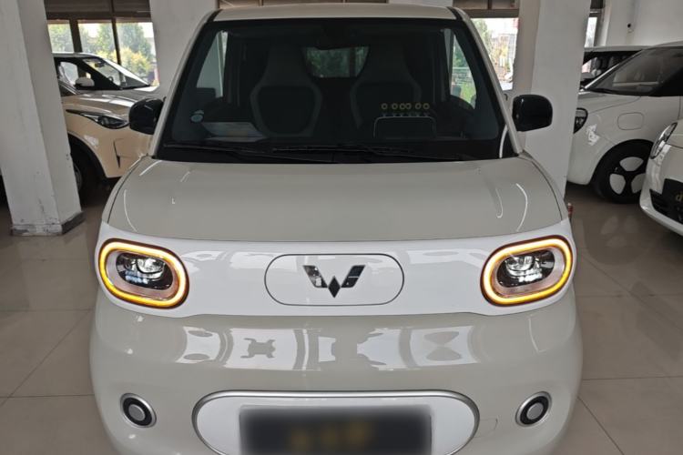Used Wuling Hongguang MINIEV 2024 3rd Generation 215km Youth Edition Front