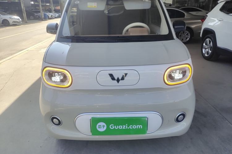 Used Wuling Hongguang MINIEV 2024 3rd Generation 215km Youth Edition Front
