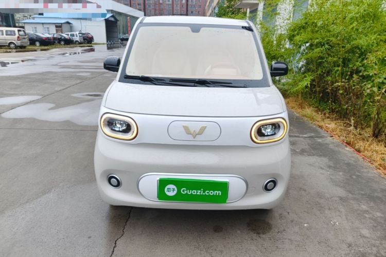 Used Wuling Hongguang MINIEV 2024 3rd Generation 215km Youth Edition Front