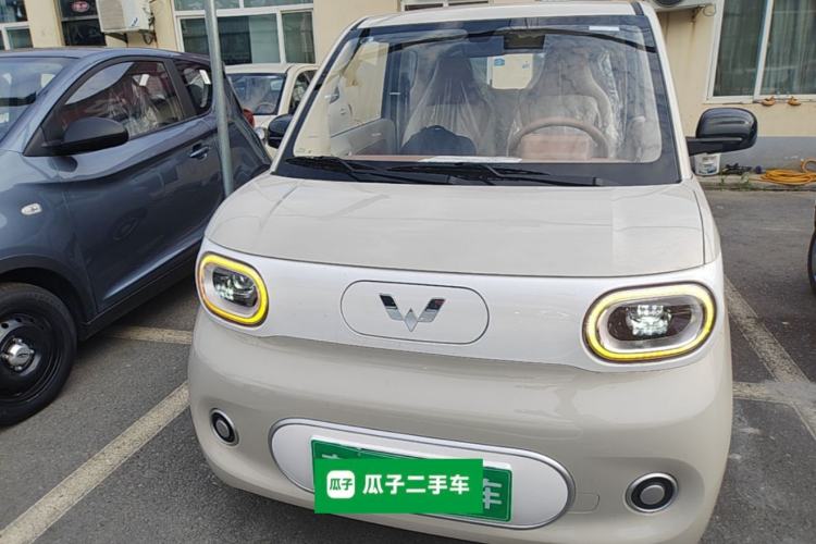 Used Wuling Hongguang MINIEV 2024 3rd Generation 215km Youth Edition Front